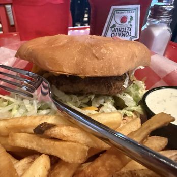 Hut’s Hamburgers - Burgers Near Me - Austin, Texas Hut’s Hamburgers - Burgers Near Me - Austin, Texas