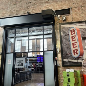 Binny's Beverage Depot - Beer, Wine & Spirits Near Me - Chicago, Illinois