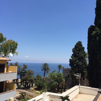 L'Incontro - Nice view - Sicilian Near Me - Taormina, Maine L'Incontro - Nice view - Sicilian Near Me - Taormina, Maine