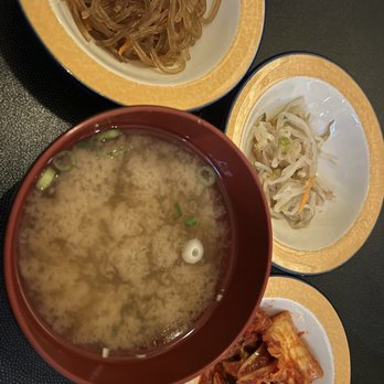 Nolbu - Miso soup, rice noodle, bean sprout, kimchi - Sushi Bars Near Me - Toronto, Ontario