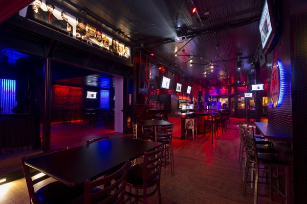37 Main Restaurant + Bar by null