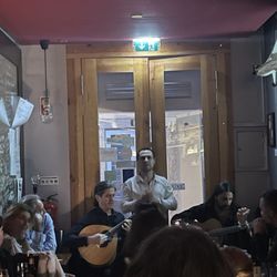 Duque da Rua - One of the singers