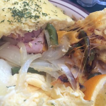 The Frog Pond - Western omelette - Breakfast & Brunch Near Me - St Pete Beach, Florida The Frog Pond - Western omelette - Breakfast & Brunch Near Me - St Pete Beach, Florida