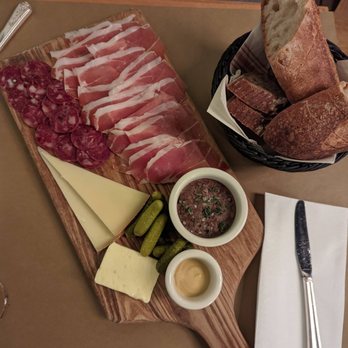 Le Caviste - Charcuterie with fresh bread - Wine Bars Near Me - Seattle, Washington Le Caviste - Charcuterie with fresh bread - Wine Bars Near Me - Seattle, Washington