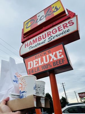 Dick's Drive-In by null