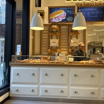 Rosetta Bakery - Food bar. - Patisserie/Cake Shop Near Me - New York, New York