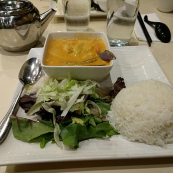Ben Thanh - 221S Red Shrimp Curry on Rice - Thai Near Me - Waterloo, Ontario
