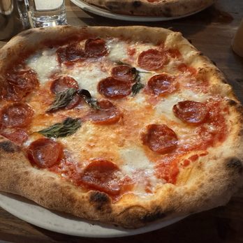 Forno 500 - Diavolo pizza (pepperoni) with buffalo mozzarella - Pizza Near Me - Dublin, D