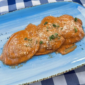 The Good Pizza - Heart shaped ravioli with ricotta and mascarpone in vodka sauce - Italian Near Me - Playa Del Rey, California The Good Pizza - Heart shaped ravioli with ricotta and mascarpone in vodka sauce - Italian Near Me - Playa Del Rey, California