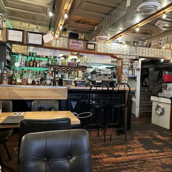 Bistro St-Malo - Bistros Near Me - Quebec City, Quebec