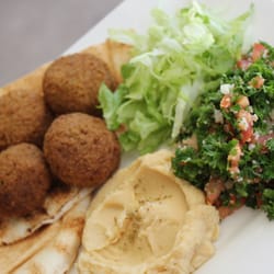 Jbar cafe - Falafel,tabouli,hummus, pita and salad yummmm