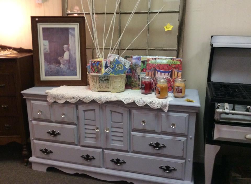 MEMORY LANE Updated August 2024 318 W Kennewick Ave, Kennewick