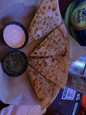 Cleos Bar and Grill by null