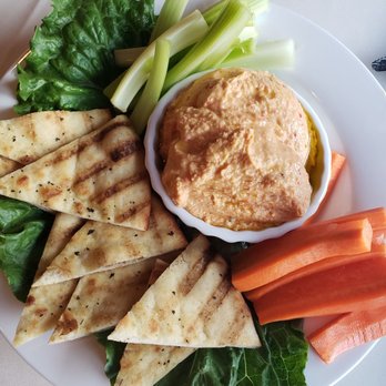 32 Palm - Roasted red pepper Hummus dip - Bars Near Me - Ocean City, Maryland