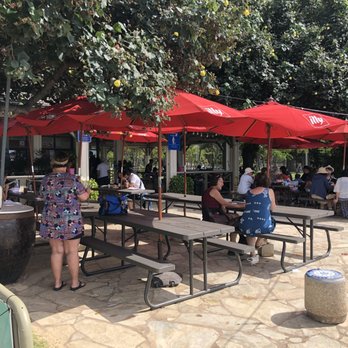 Barefoot Beach Cafe - Walk up counter with great patio - Breakfast & Brunch Near Me - Honolulu, Hawaii Barefoot Beach Cafe - Walk up counter with great patio - Breakfast & Brunch Near Me - Honolulu, Hawaii