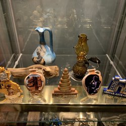Kahramana Restaurant - Ornaments that represent Iraq