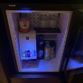 AC Hotel by Marriott Bologna - Mini bar - Hotels Near Me - Bologna, BO