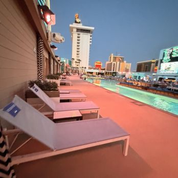 Stadium Swim - Swimming Pools Near Me - Las Vegas, Nevada Stadium Swim - Swimming Pools Near Me - Las Vegas, Nevada