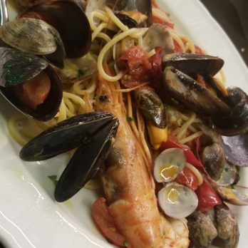 Trattoria Pontini - seafood pasta - Trattorie Near Me - Venezia, VE Trattoria Pontini - seafood pasta - Trattorie Near Me - Venezia, VE