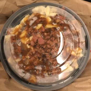 Lester's Deli - Delis Near Me - Outremont, Quebec