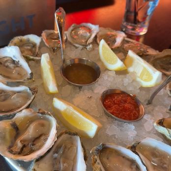 Drifters Kitchen & Bar - Oysters - Burgers Near Me - Quincy, Massachusetts Drifters Kitchen & Bar - Oysters - Burgers Near Me - Quincy, Massachusetts