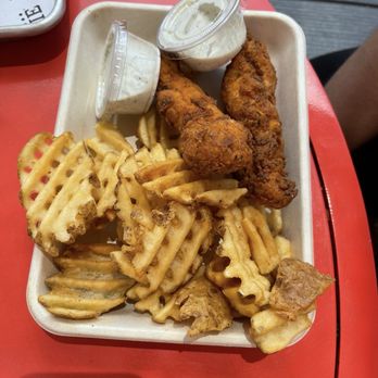 Bruxie - 2 JUMBO TENDERS & FRIES - Breakfast & Brunch Near Me - Brea, California