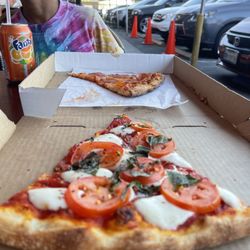 Joe's Pizza Sherman Oaks