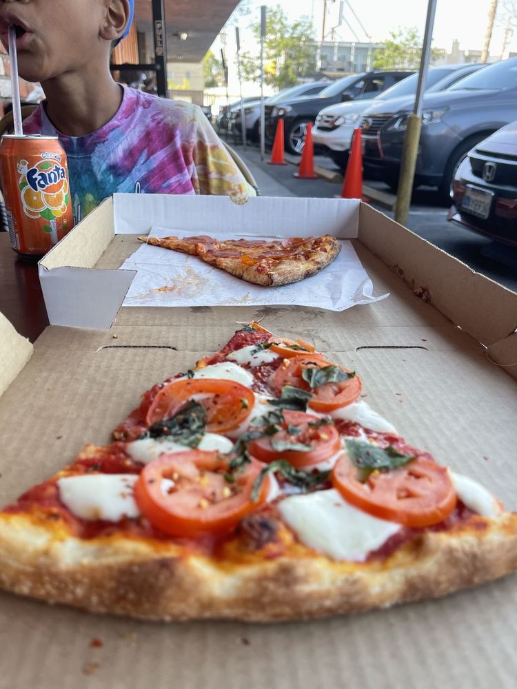 JOE’S PIZZA SHERMAN OAKS Updated May 2024 135 Photos & 296 Reviews 15030 Ventura Blvd, Los