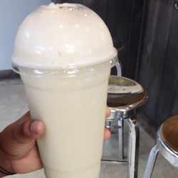 Roots Organic Juice Bar
