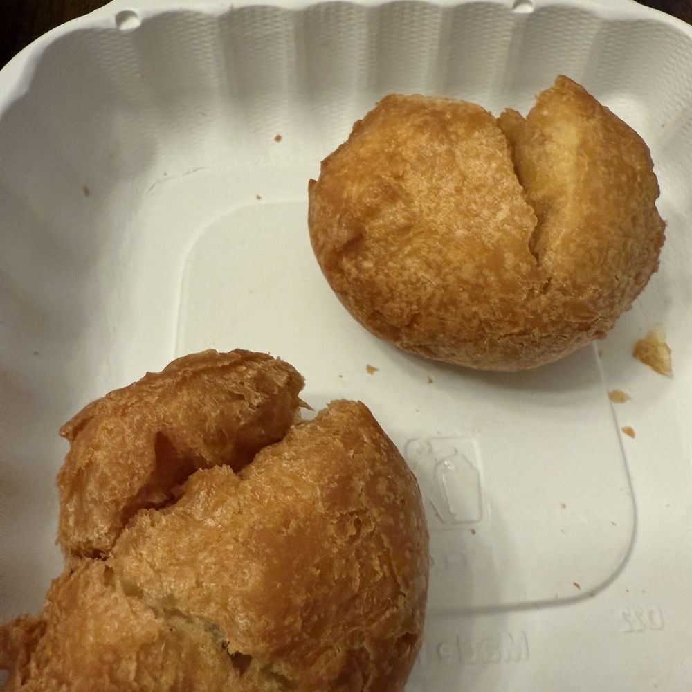 Huckleberry's - Outside of beignet, no powdered sugar - Breakfast & Brunch Near Me - Fairfield, California