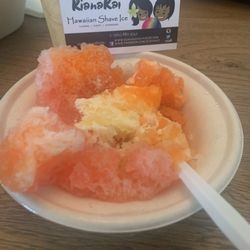 KianaKai's Hawaiian Shave Ice Catering - My special OC shave ice with special hidden gem, it's that vanilla ice cream. Orange pineapple watermelon yummy to my tummy.