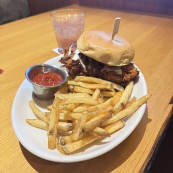 Twin Peaks - Sports Bars Near Me - Knoxville, Tennessee Twin Peaks - Sports Bars Near Me - Knoxville, Tennessee