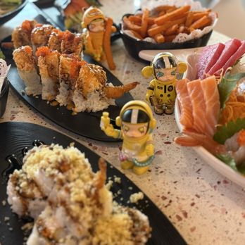 Botan Sushi - Sushi Bars Near Me - Irvine, California