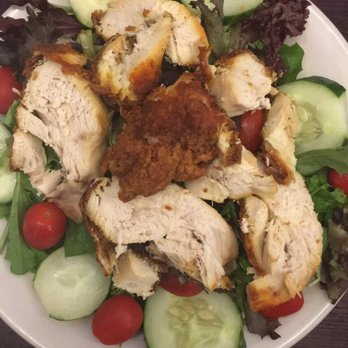 Amy Ruth's - Fried chicken salad - Southern Near Me - New York, New York Amy Ruth's - Fried chicken salad - Southern Near Me - New York, New York