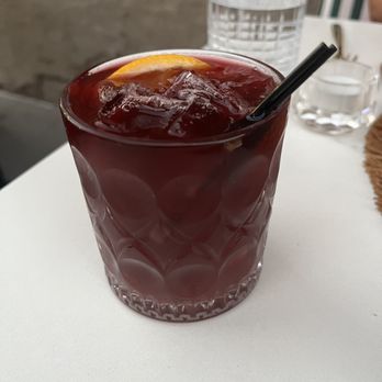 Dos Besos - Red sangria - Spanish Near Me - Pasadena, California Dos Besos - Red sangria - Spanish Near Me - Pasadena, California