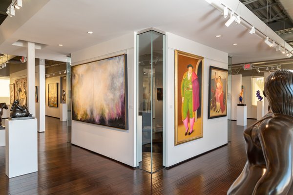 Art of the World Gallery by null