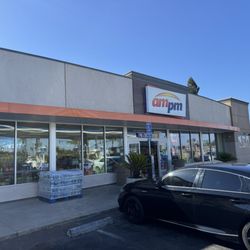 ARCO - Store front
