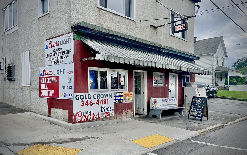 GOLD CROWN PIZZERIA Updated September 2024 634 E Drinker St