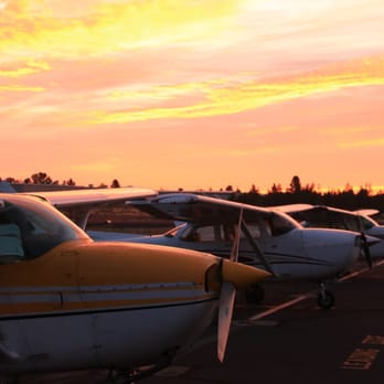 Leading Edge Aviation - A few of our airplanes, with one of those famous Central Oregon sunsets in the background. - Flight Instruction Near Me - Bend, Oregon Leading Edge Aviation - A few of our airplanes, with one of those famous Central Oregon sunsets in the background. - Flight Instruction Near Me - Bend, Oregon