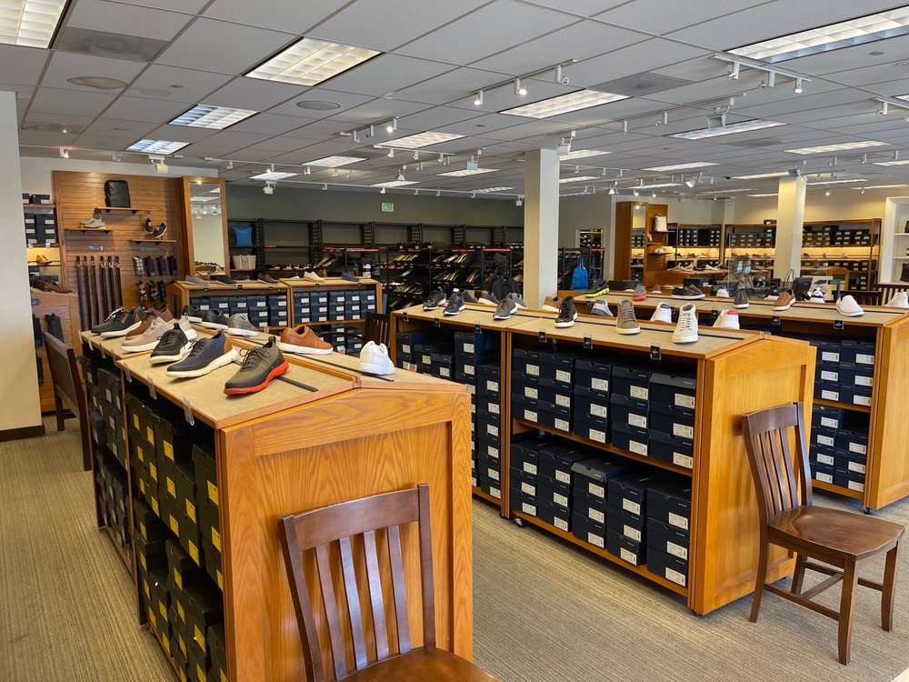 COLE HAAN OUTLET 16 Photos & 26 Reviews 244 Nut Tree Rd, Vacaville, California Shoe Stores