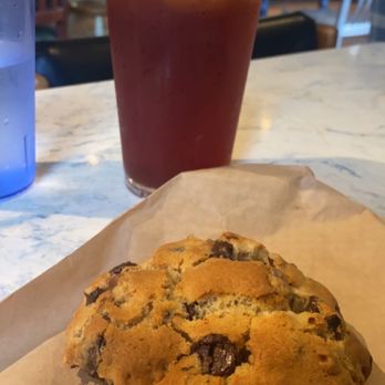 Caffe Paradiso - Incredible chocolate chip cookie. - Coffee & Tea Near Me - Urbana, Illinois Caffe Paradiso - Incredible chocolate chip cookie. - Coffee & Tea Near Me - Urbana, Illinois