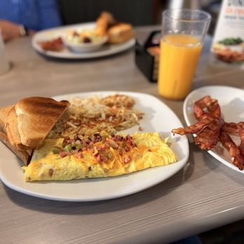 Perkins Restaurant & Bakery - Three egg everything omelet with a side of bacon. - Bakeries Near Me - Fergus Falls, Minnesota Perkins Restaurant & Bakery - Three egg everything omelet with a side of bacon. - Bakeries Near Me - Fergus Falls, Minnesota