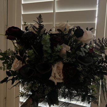 Sweetest Blooms - Bridal Bouquet - Floral Designers Near Me Sweetest Blooms - Bridal Bouquet - Floral Designers Near Me