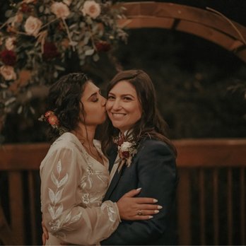 Sun Alteration & Tailoring - Wedding dress - Sewing & Alterations Near Me - La Crescenta-Montrose, California Sun Alteration & Tailoring - Wedding dress - Sewing & Alterations Near Me - La Crescenta-Montrose, California