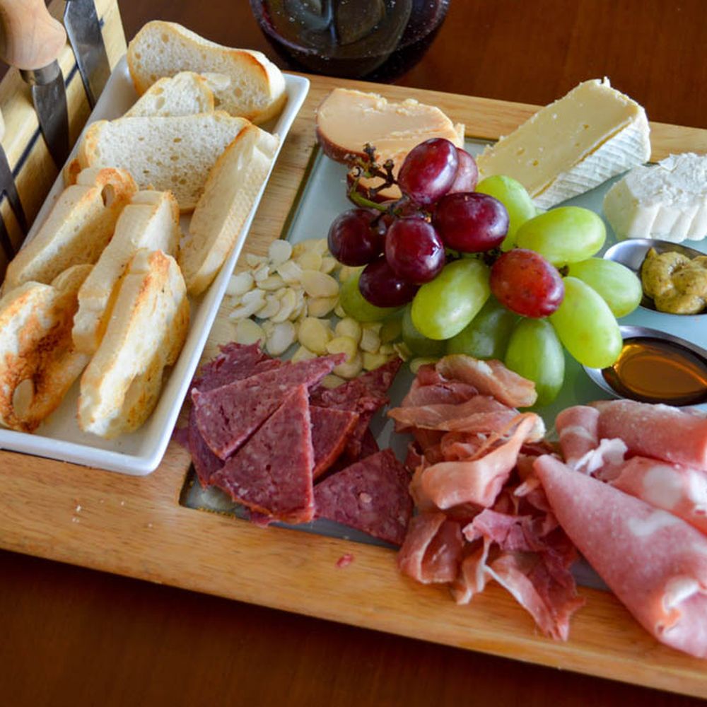 Off The Vine Tasting Room - Wine Bars Near Me - Missouri City, Texas Off The Vine Tasting Room - Wine Bars Near Me - Missouri City, Texas
