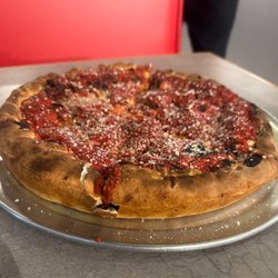 Chicago Pizza And Pasta - Meat Lover Deep Dish Pan Pizza