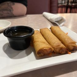 Koong Thai - Cheese rolls
