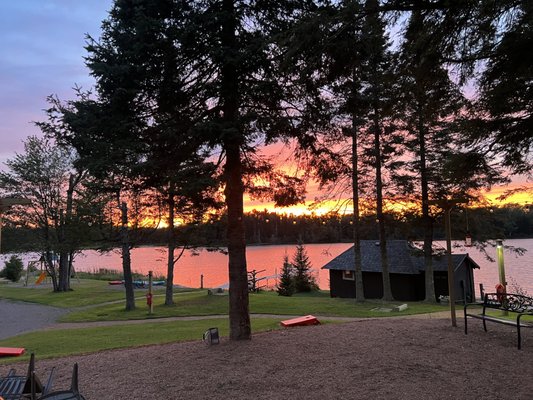 Evergreen Lodge by null