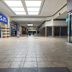 Glenwood Springs Mall - Left side of mall