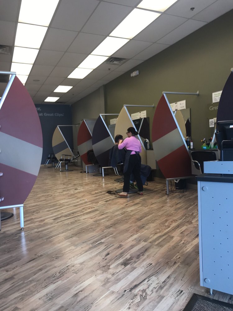 GREAT CLIPS Updated September 2024 20 Reviews 834 Franklin Ave